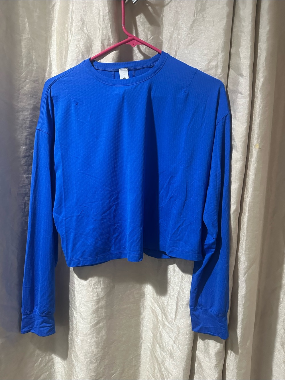 lululemon Long Sleeve Electric Blue Crewneck Cropped Top